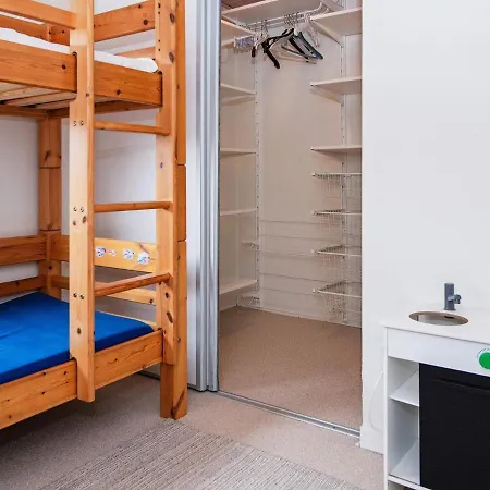 8 Person In Grenaa-by Traum *